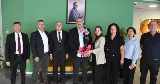 KKTC Adanalılar Dayanışma, Aktivite ve Kültür Derneği, Girne Belediye Başkanı Murat Şenkul’a nezaket ziyaretinde bulundu.