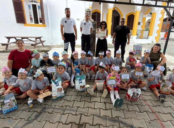 Osman Türkay Anaokulu Öğrencilerinden Mama Desteği